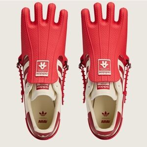 ADIDAS BY AVAVAV SUPERFINGER SUPERSTAR